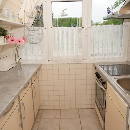 Zeltdachhaus In Ruhiger Lage Mit W-lan * Damp