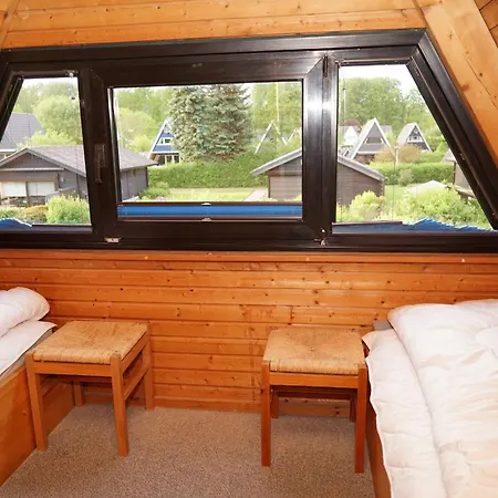 Zeltdachhaus In Ruhiger Lage Mit W-lan Feriehus *